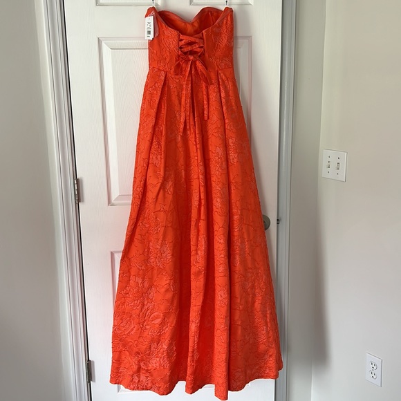 SOLD Jules & Cleo Brocade Strapless Orange Ball Gown Prom Dress Size 6 - Picture 5 of 8